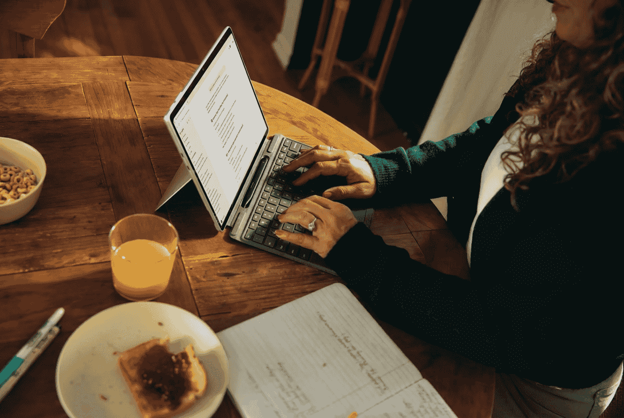How to Record a Video on Canvas: Native Tools vs AI Solutions