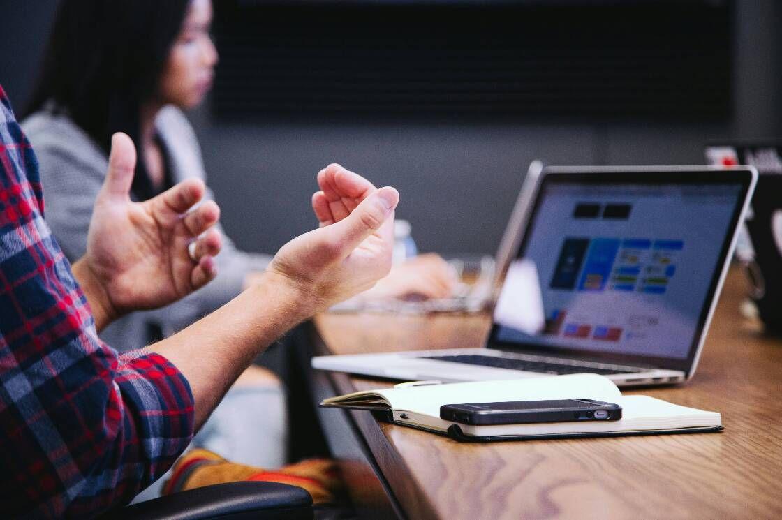 El Mejor Creador de Videos de Capacitación en 2026: Lo que Realmente Funciona para la Formación Empresarial